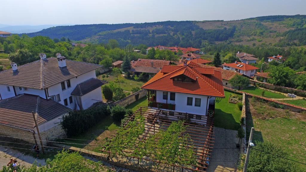 Guest House Diabora Arbanassi Exterior foto