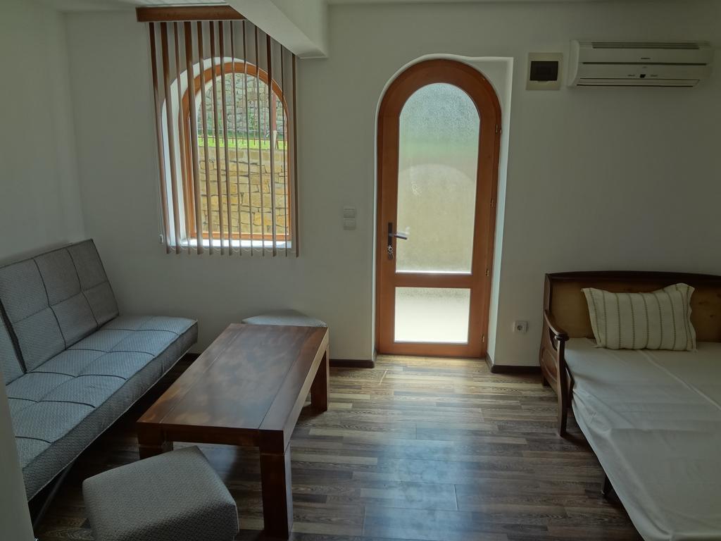Guest House Diabora Arbanassi Exterior foto