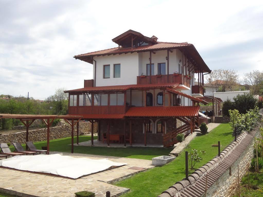 Guest House Diabora Arbanassi Exterior foto