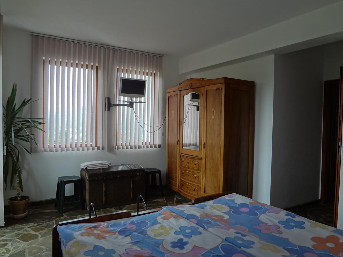 Guest House Diabora Arbanassi Exterior foto