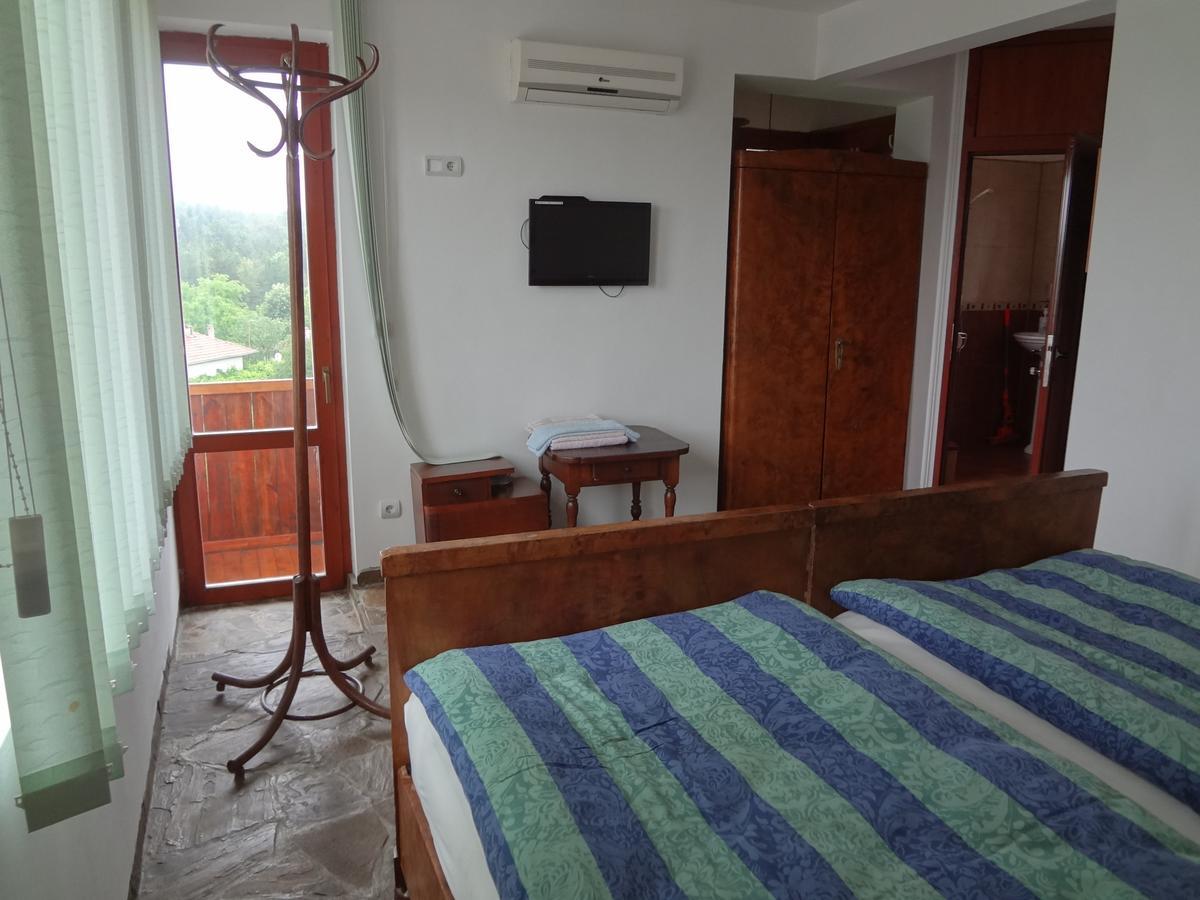 Guest House Diabora Arbanassi Exterior foto