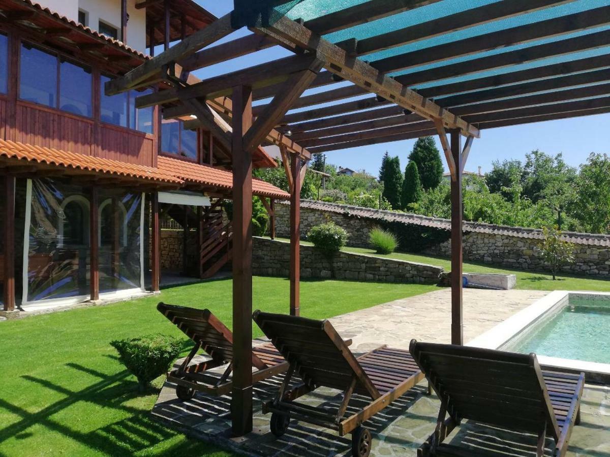 Guest House Diabora Arbanassi Exterior foto